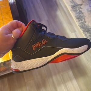 Fila Men's Black and Red Athletic Shoes